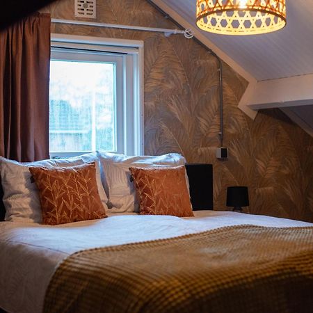 Sfeervol Appartement Het Knooppunt Nuis Esterno foto