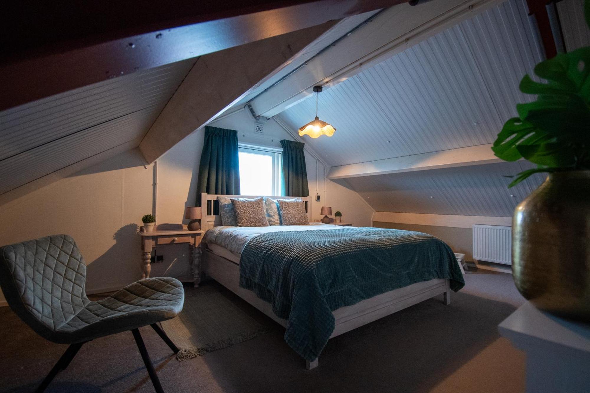 Sfeervol Appartement Het Knooppunt Nuis Esterno foto